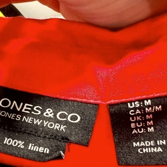 Jones New York Linen Sleeveless Blouse – Red, Size Medium, Classic Summer Staple - Picture 4 of 4